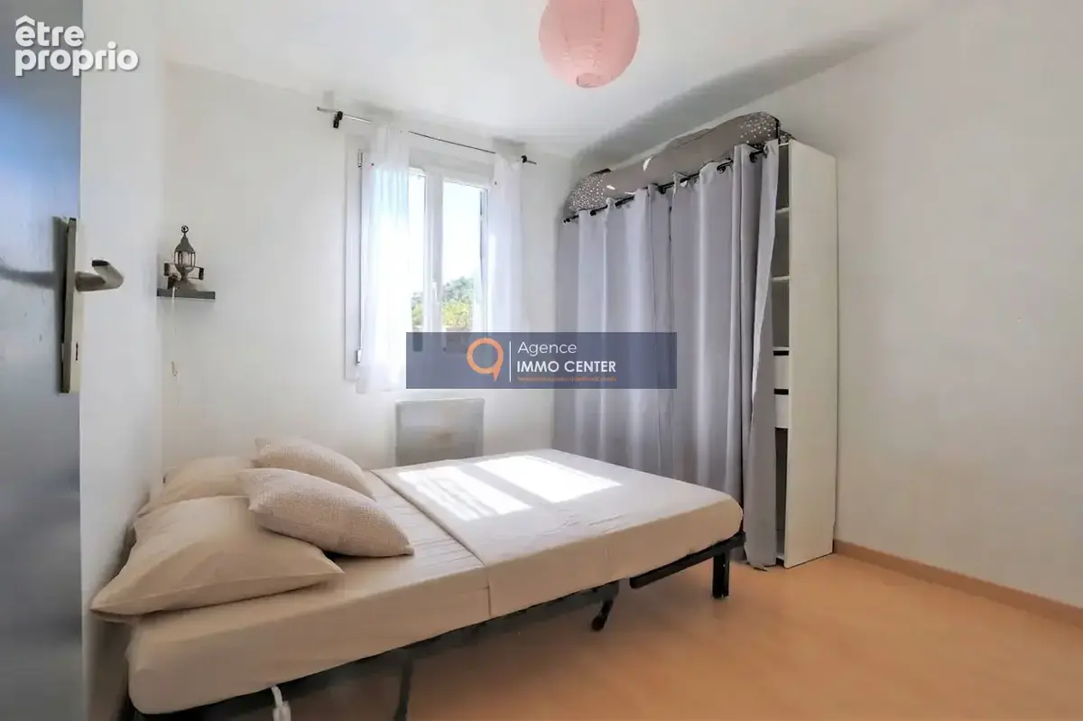 Maison de plain pied avec 3 chambres et garage - photo 9