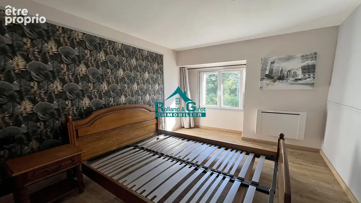 En exclusivité, Maison d'exception à Saint-Médard-sur-Ille : un havre de paix moderne - photo 8