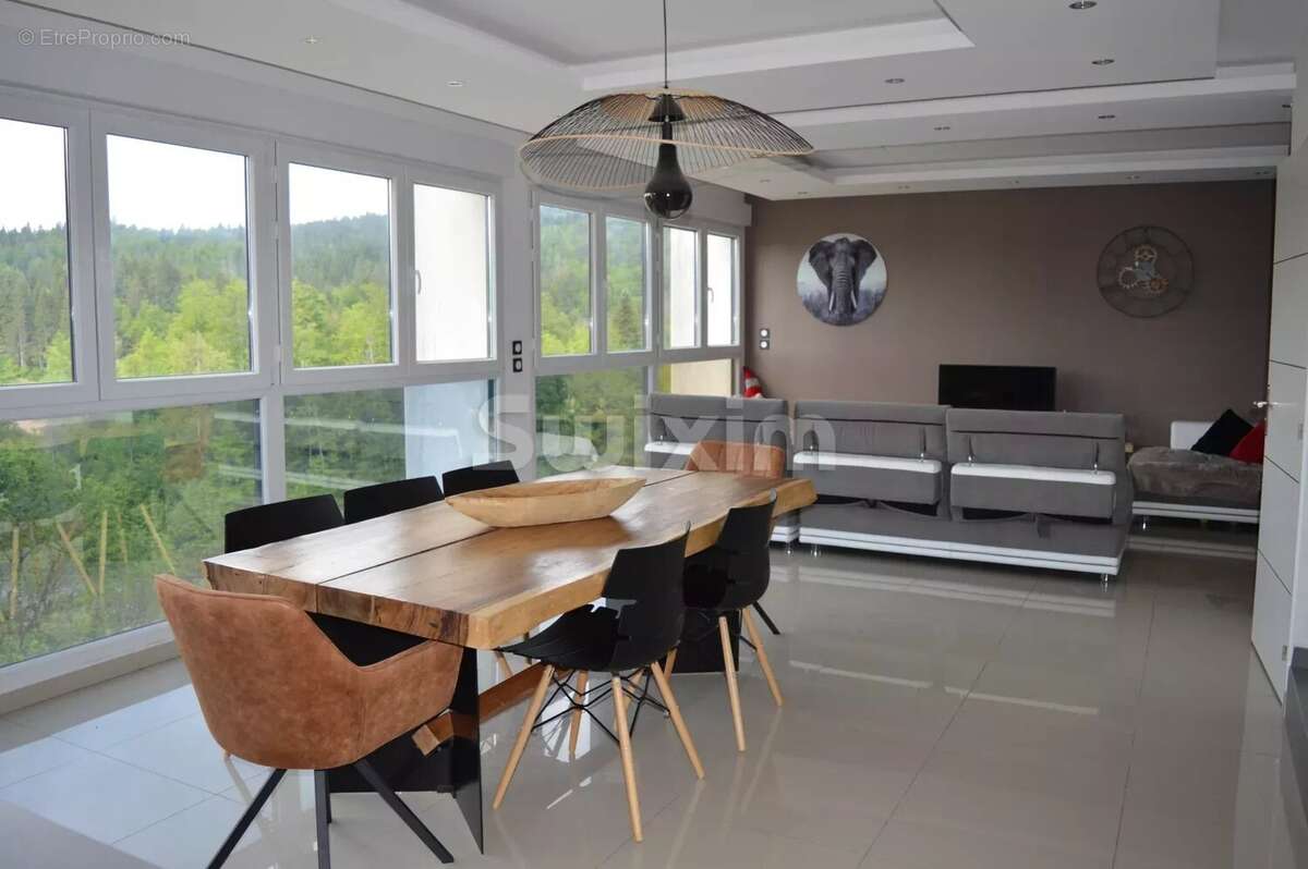 Appartement à MORBIER