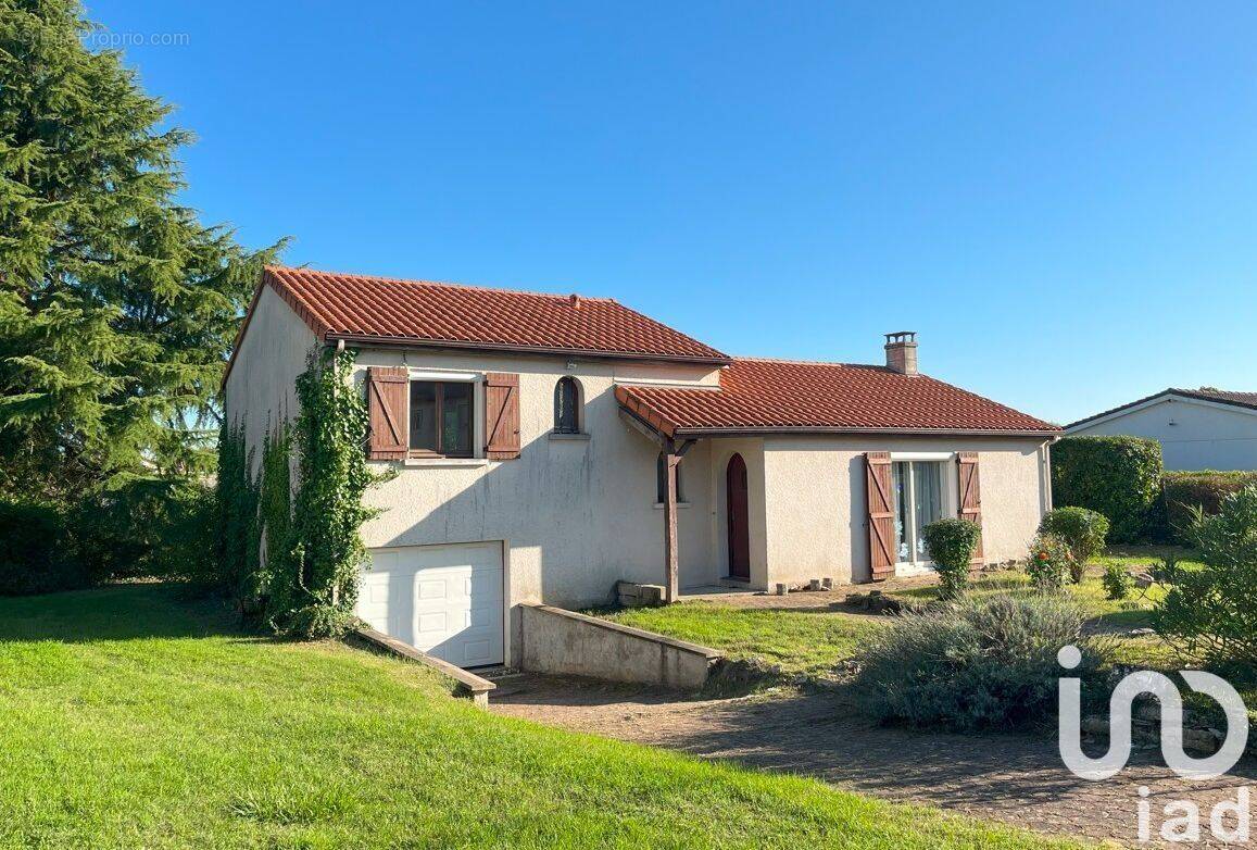 Photo 1 - Maison à NAINTRE