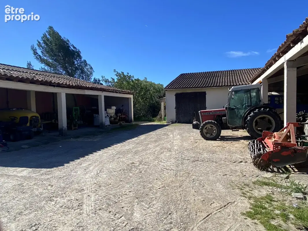 Sud luberon   domaine viticole de 39 ha avec bastide de caractère - photo 20