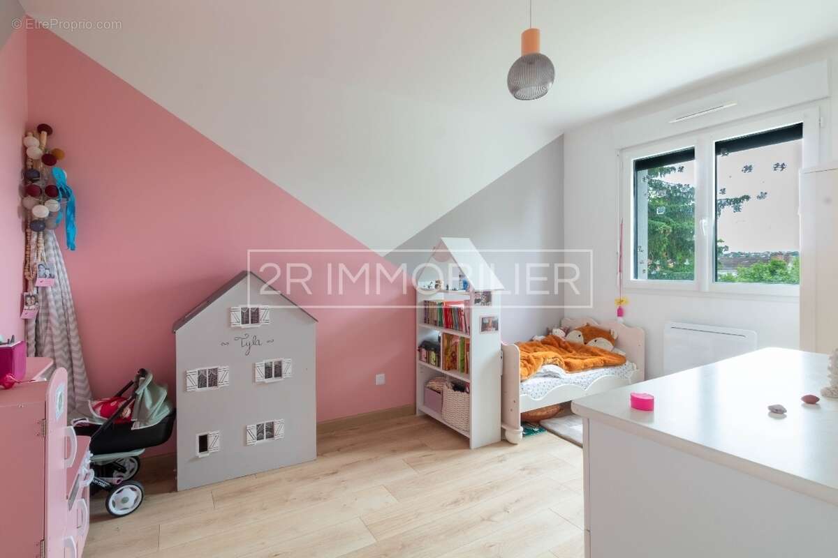 Maison à LAGNY-SUR-MARNE