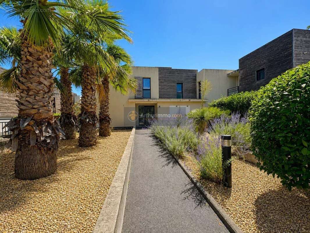 Appartement à FREJUS