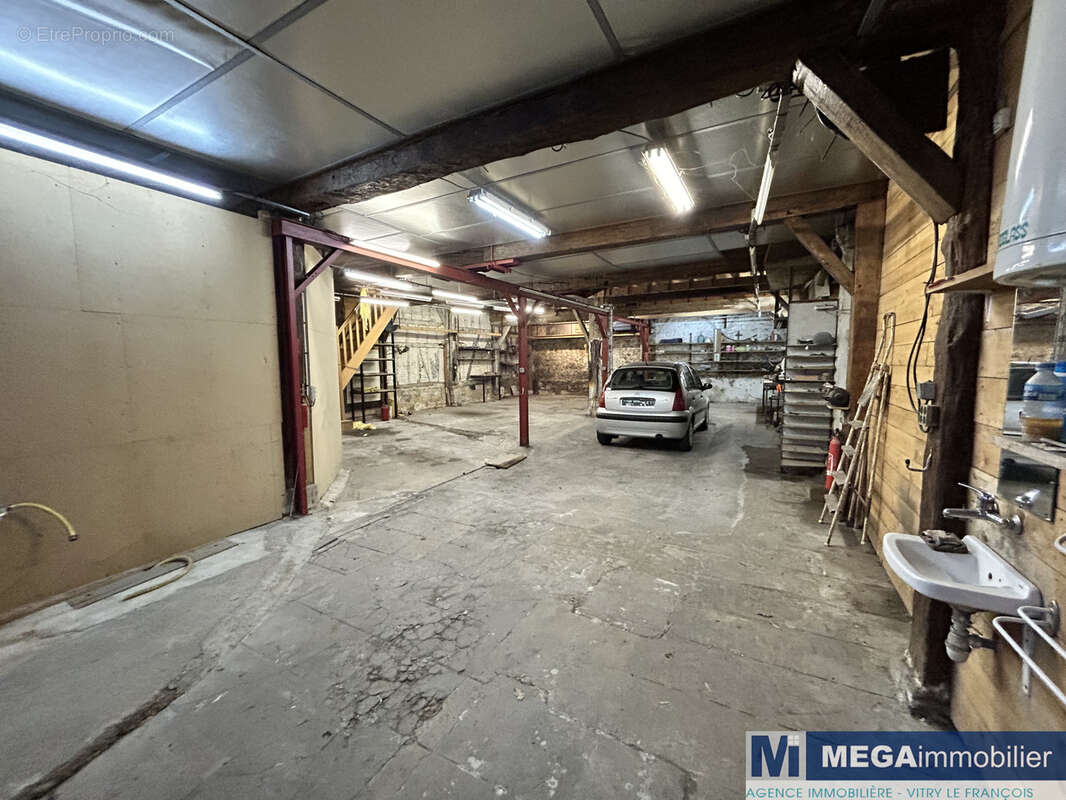 Autre à VITRY-LE-FRANCOIS