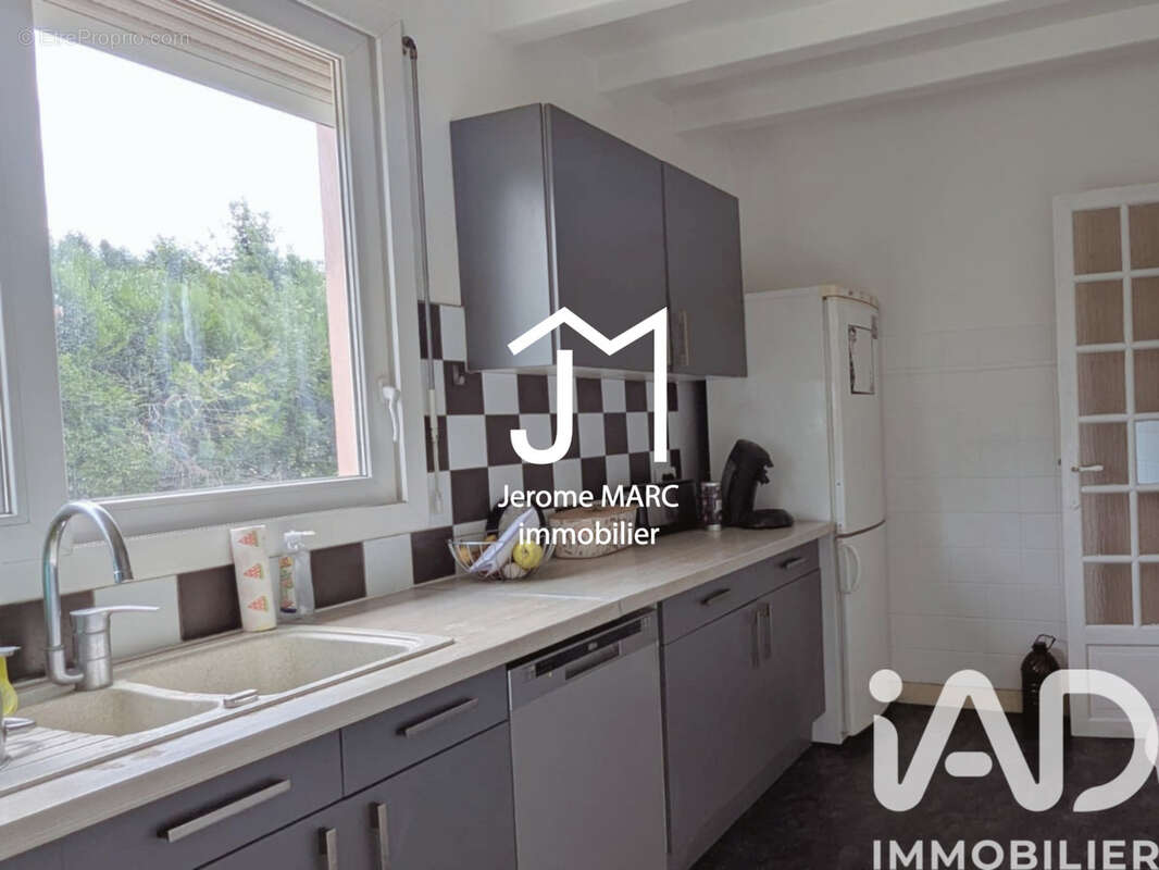Maison 140 m² à Sarcelles  - photo 5
