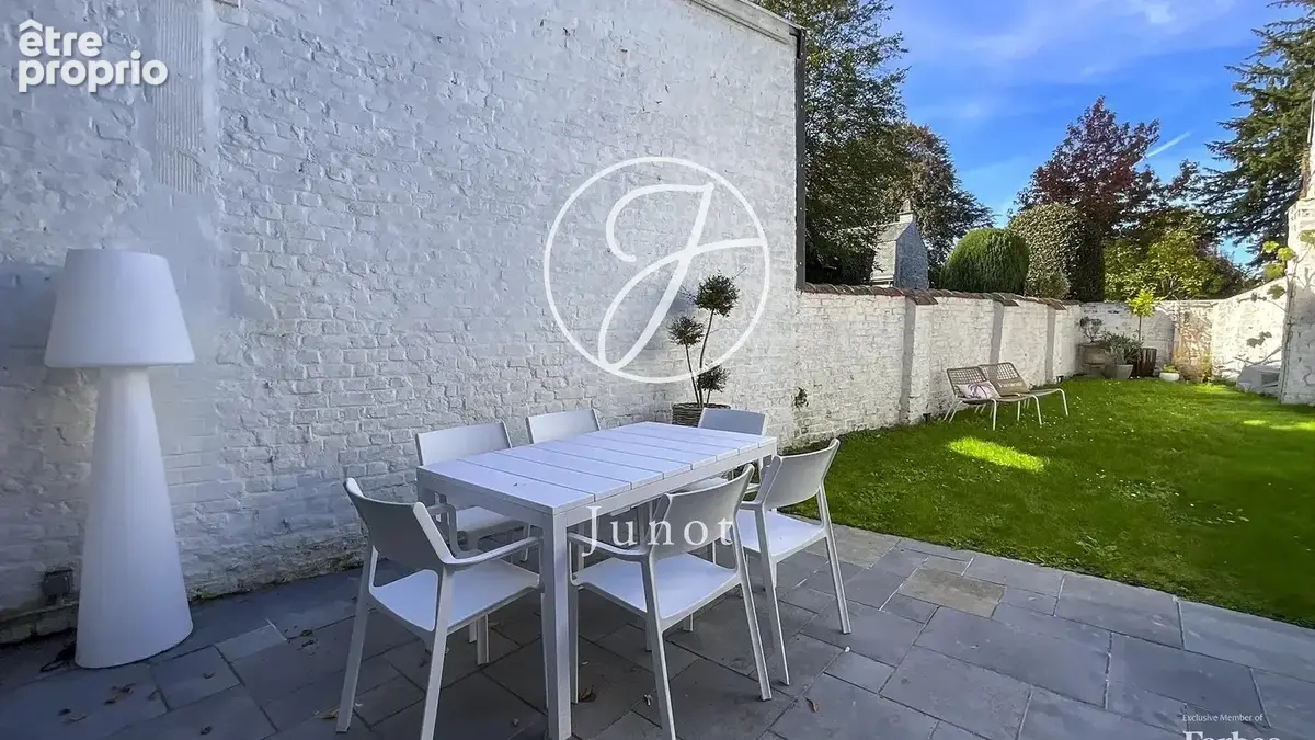 Mouvaux – Maison de maître – 6 pièces – 158m² habitables – 4 chambres – Terrasse – Jardin – Garage - photo 4