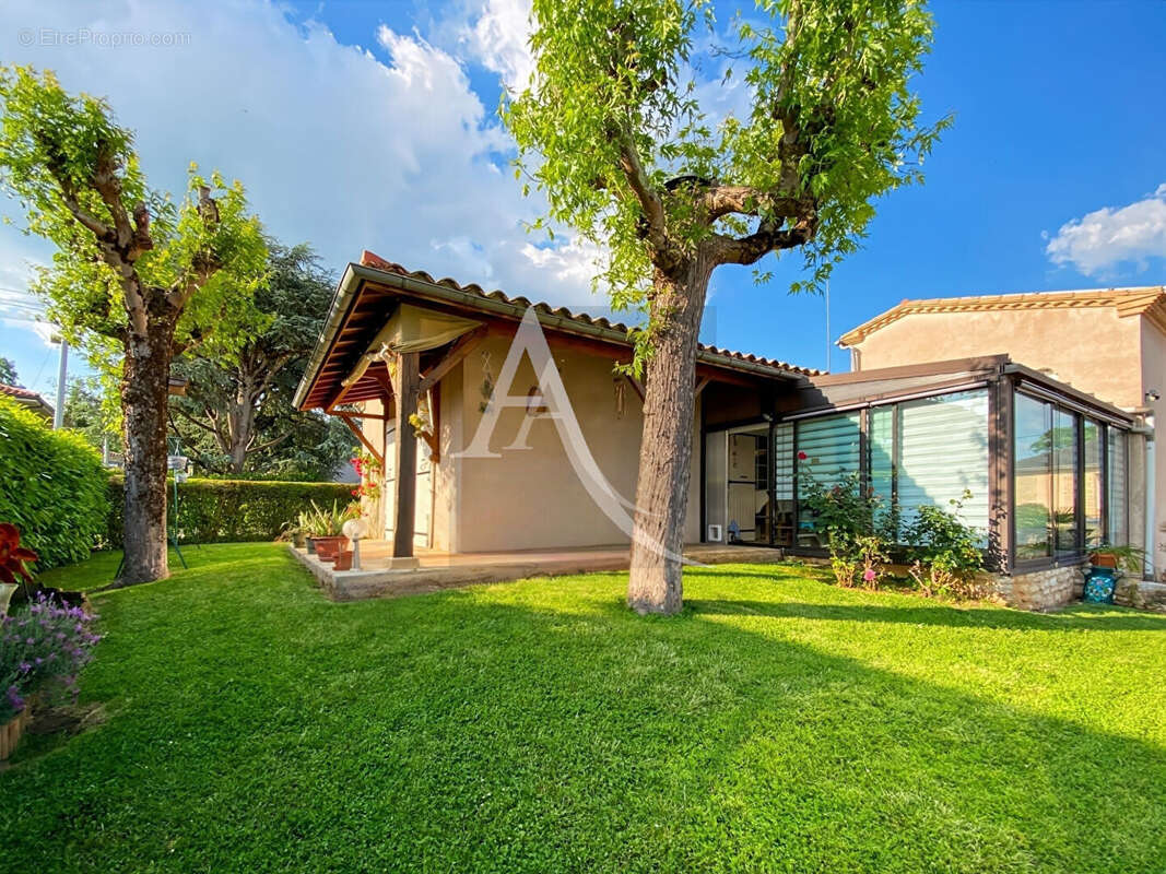 Maison à MONSEMPRON-LIBOS