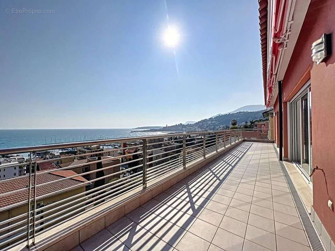 Appartement à MENTON