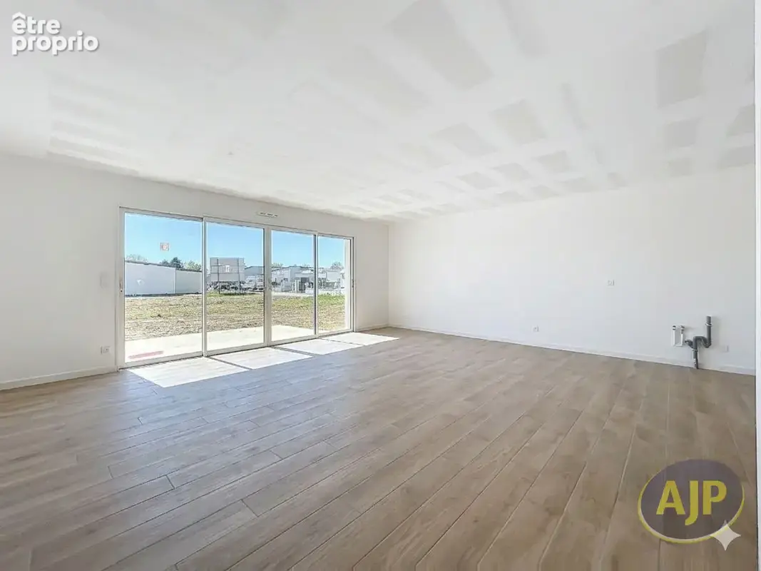 Maison  Plain Pied Châteaubriant 4 pièce(s) 87 m2 - photo 3