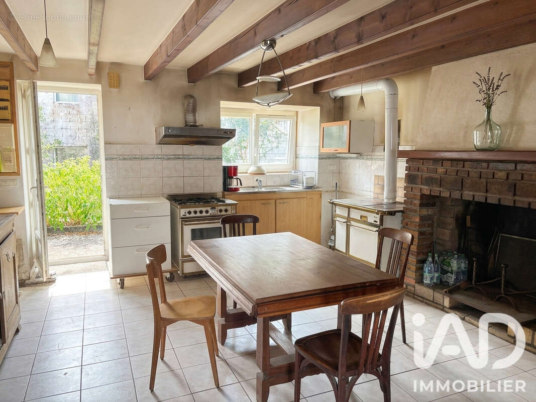 Maison 97 m² à La Planche  - photo 4