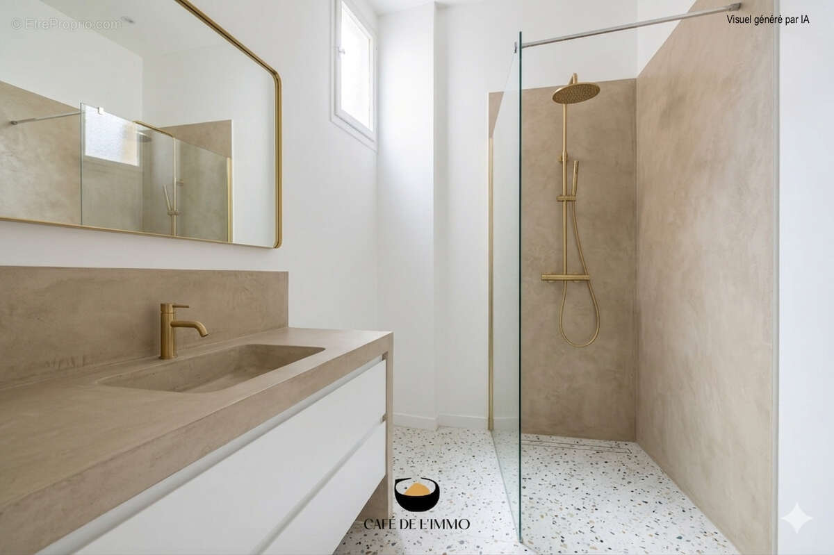 Appartement à MARSEILLE-8E