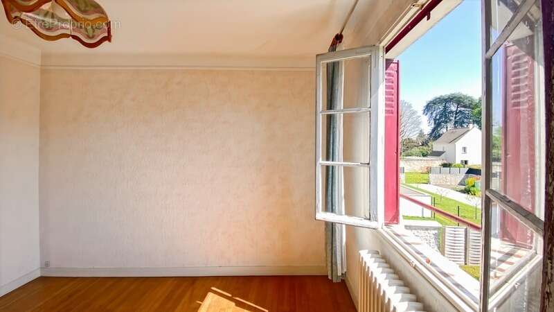 Maison à GARANCIERES