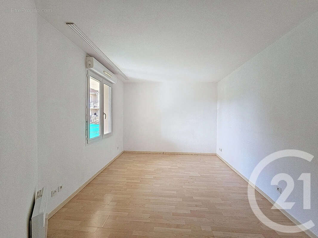 Appartement à LIEUSAINT