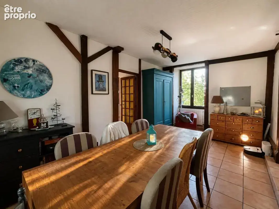 Maison de 7 pièces de 165 m² à Nérondes - photo 4