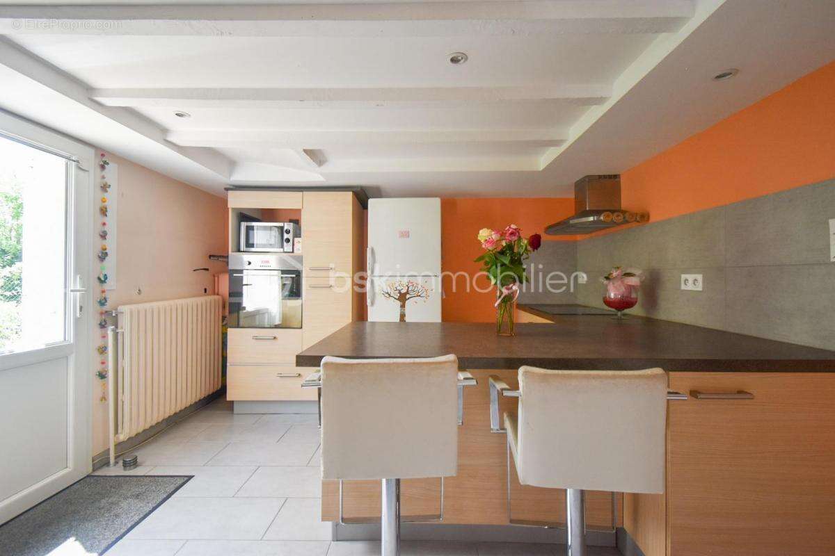 Maison à ECHIROLLES