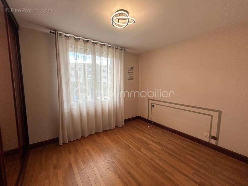 Maison à SAINT-PIERRE-DES-CORPS