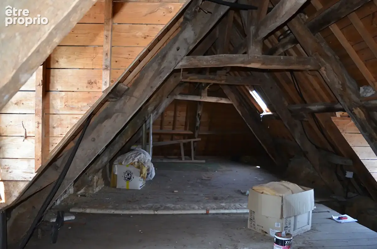 Maison de caractère à rénover au coeur de la  fabuleuse cité médiévale de Moncontour - photo 16