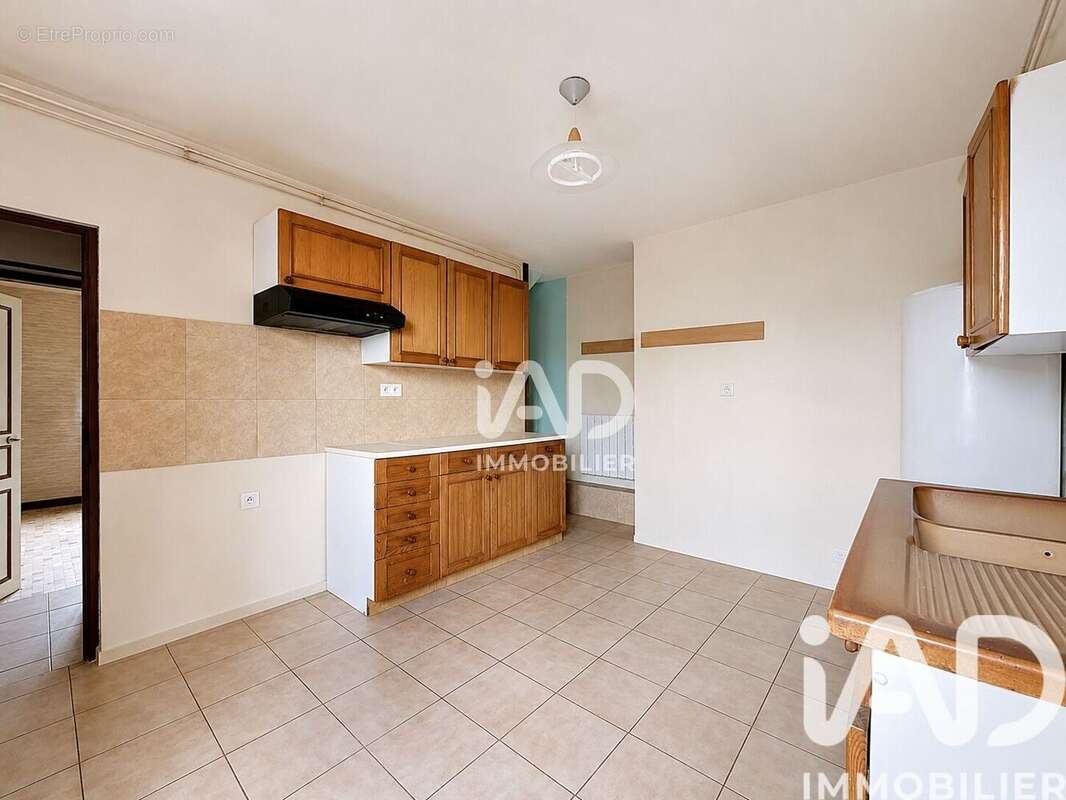 Maison 118 m² à Saint-Ouen-Sur-Iton  - photo 9