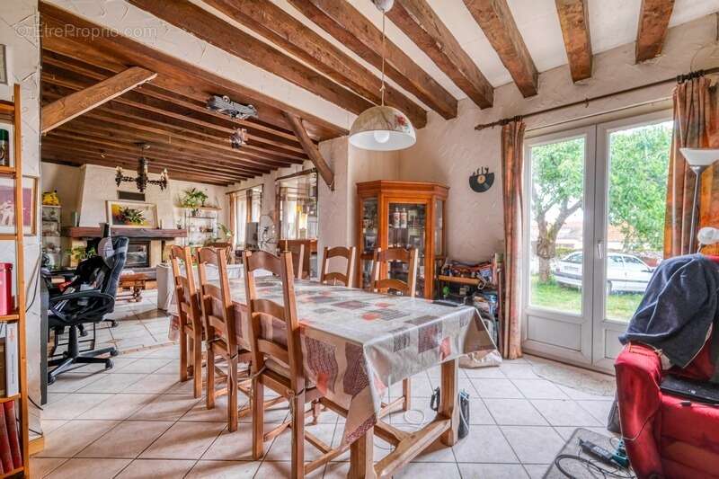 Maison à CHAMBRY