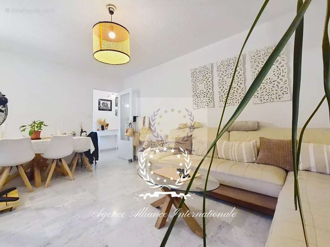 Appartement à CANNES