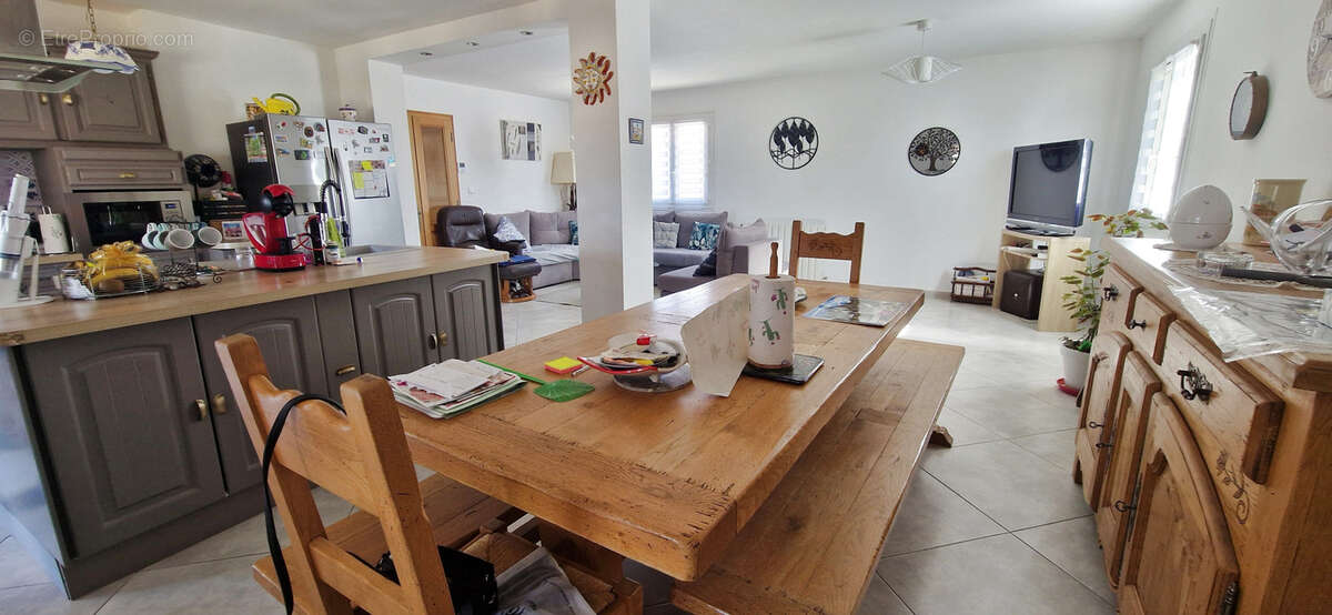 Maison à SAINT-MARTIN-DE-VALGALGUES