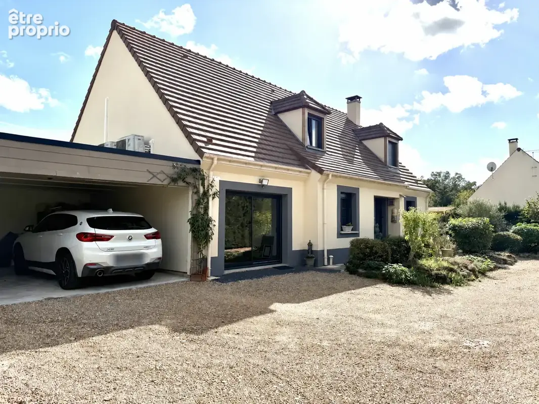 Maison à SAINTE-GEMME-MORONVAL