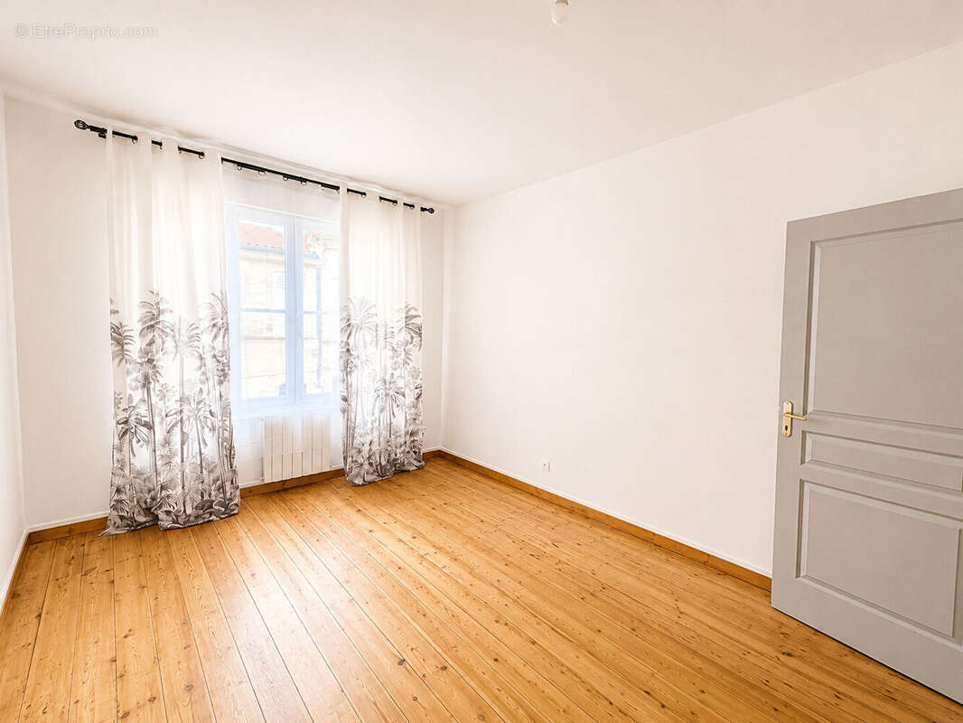 Appartement à ROCHEFORT