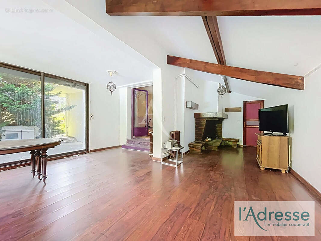 Maison à PECHBONNIEU