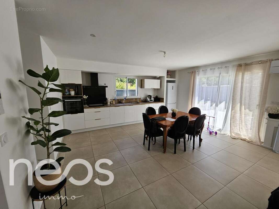 Maison à SAINT-DOULCHARD