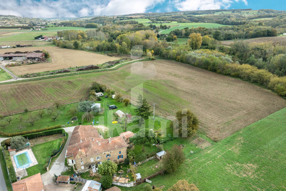 Maison à CHATEAUNEUF-DE-GALAURE