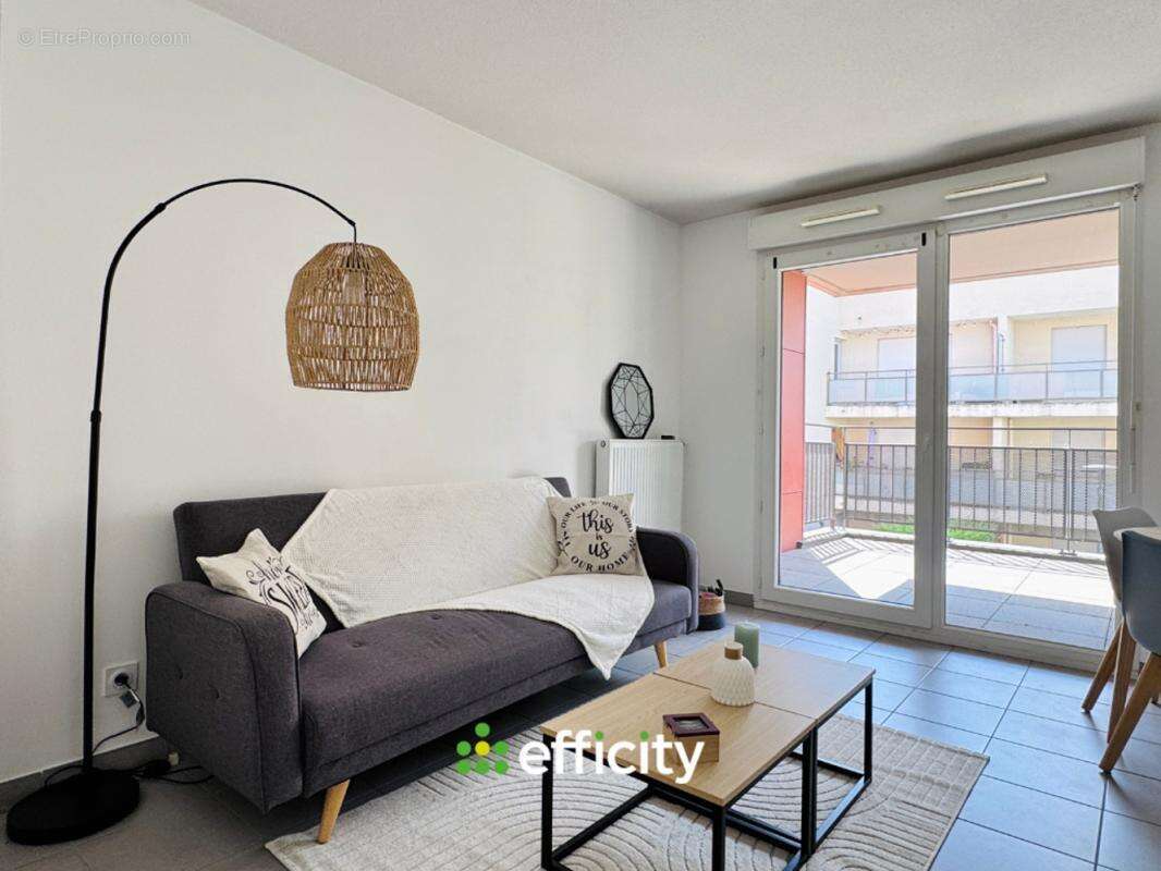 Appartement à OULLINS