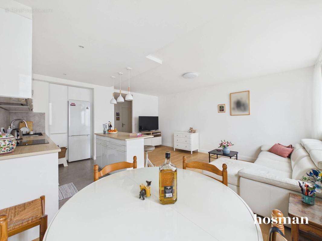 Appartement à PARIS-14E