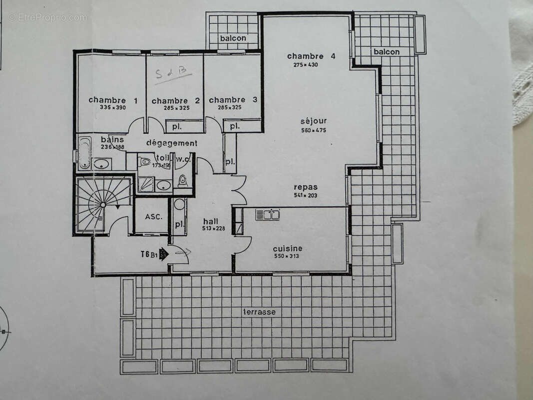 Appartement à FONTAINES-SUR-SAONE