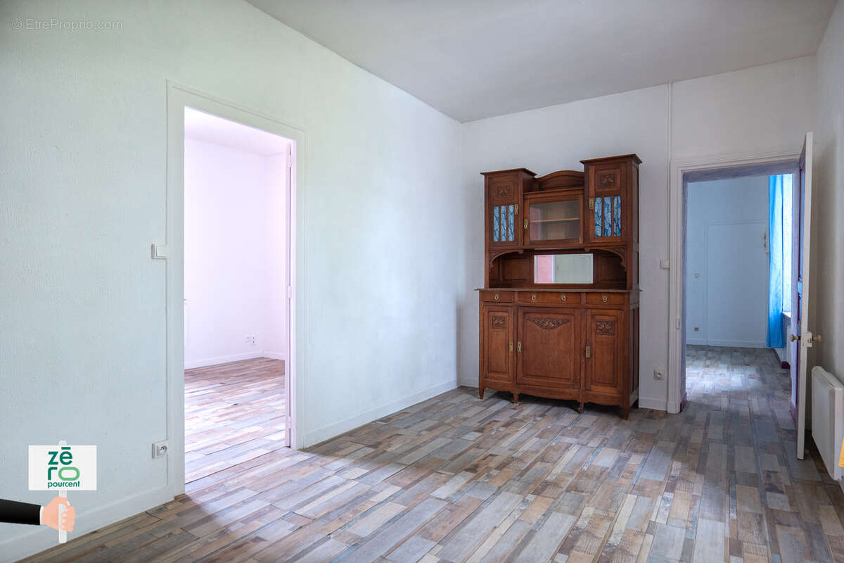 Maison à CHAMPAGNE-LES-MARAIS