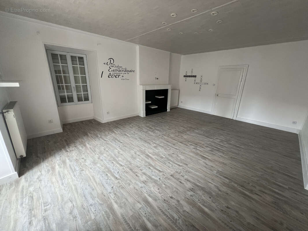 Maison à MONTBARD