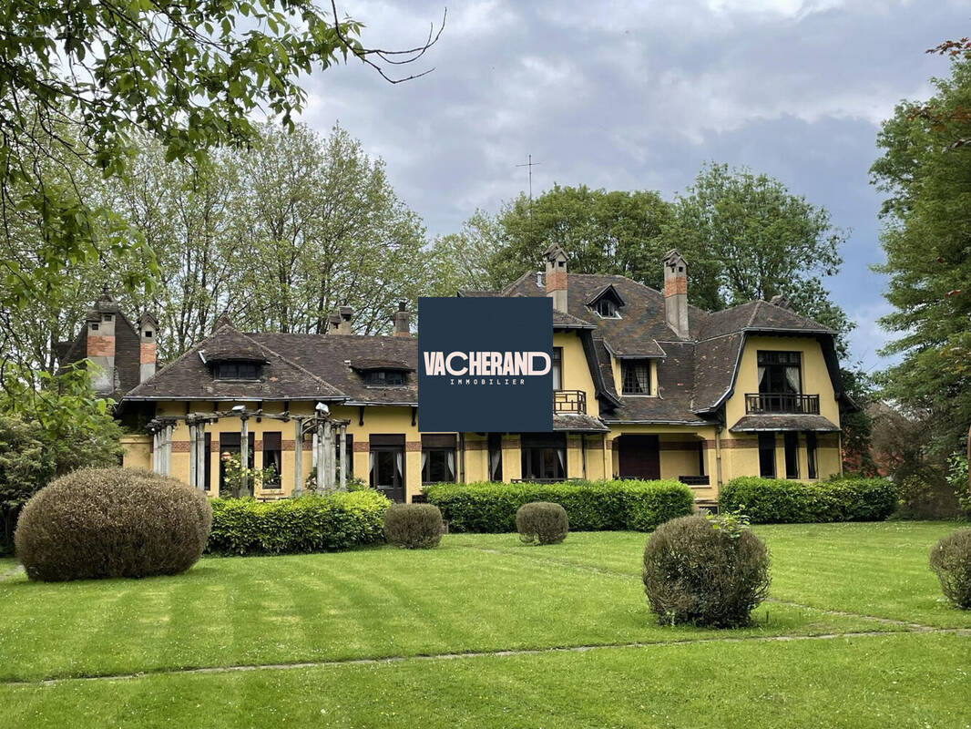 Autre à VALENCIENNES