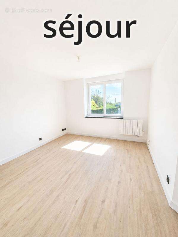 Appartement T2, très lumineux, refait à neuf - RDC de plain-pied - Proximité immédiate arrêt de bus - À 20 min de Lorient / 25 m - photo 8