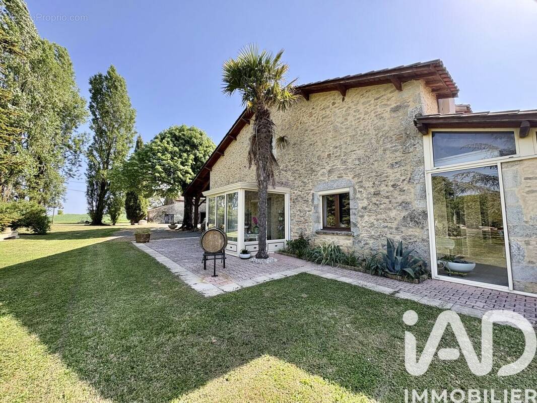 Photo 1 - Maison à SAINT-MEARD-DE-GURCON