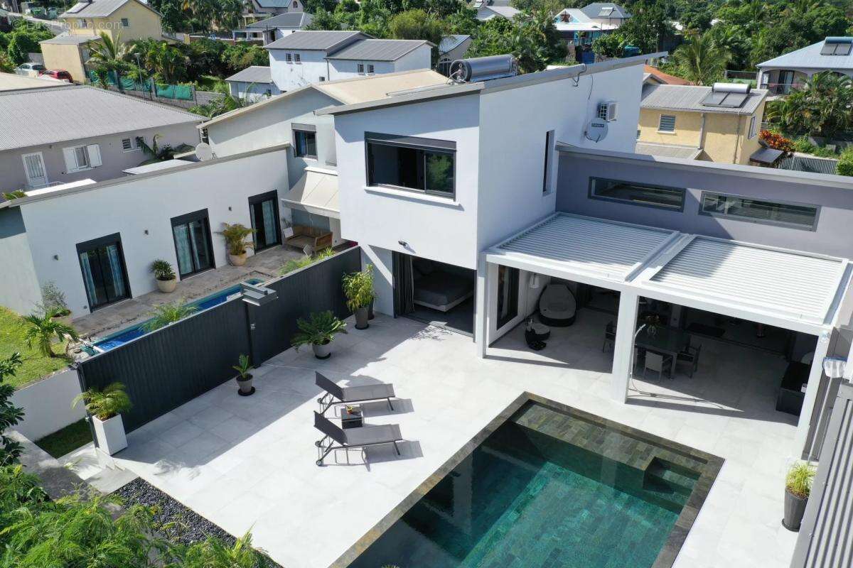 Maison à SAINT-PIERRE