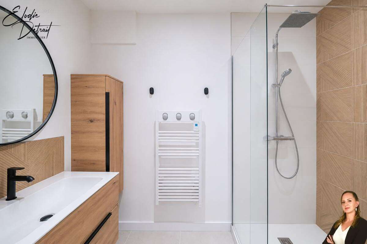 Maison 200 m² à La Bazoge  - photo 10