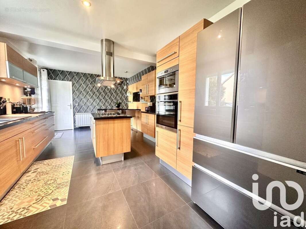 Photo 7 - Maison à THIAIS