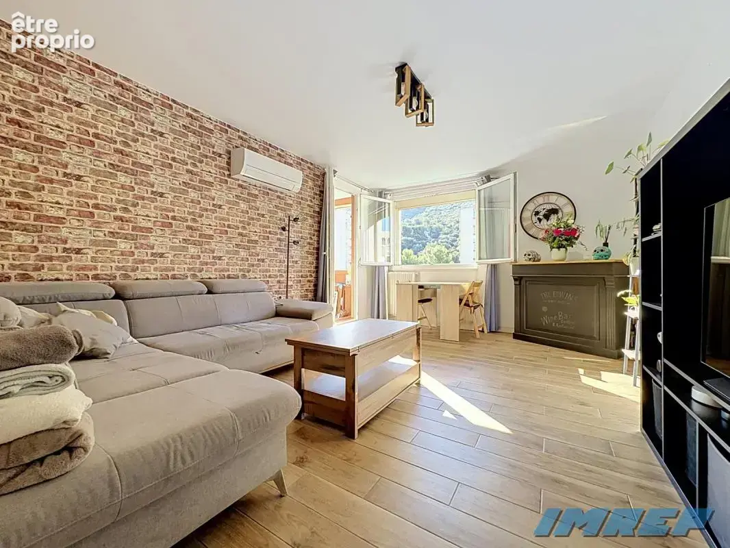Photo Appartement à Marseille-11e au prix de 175 000€