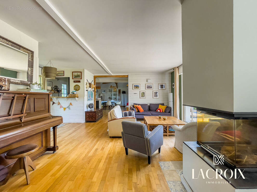 Maison à SAINT-BRIAC-SUR-MER