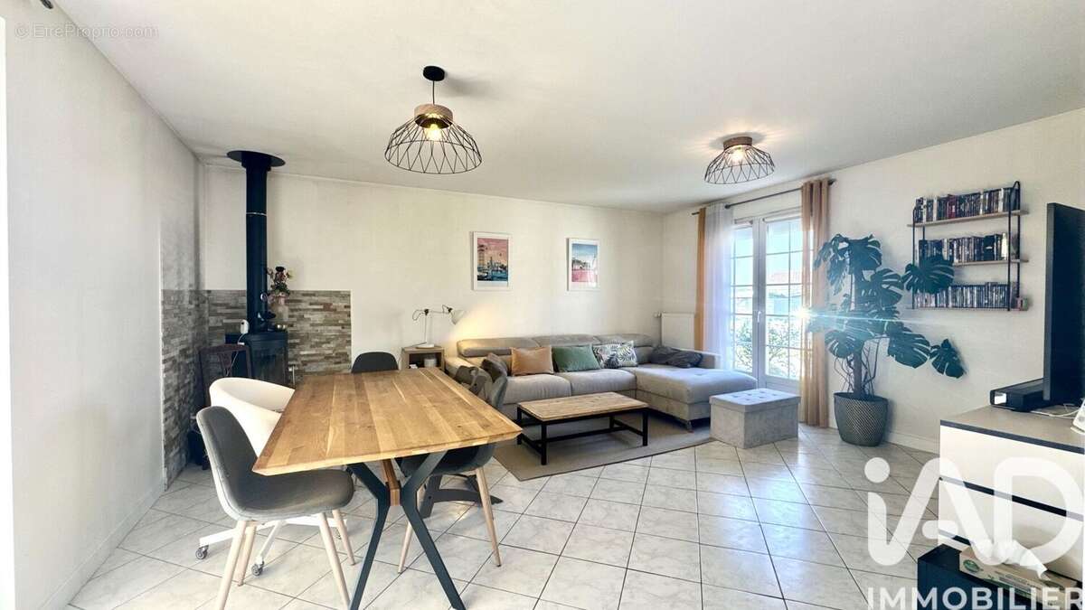 Maison 92 m² à Argancy  - photo 6