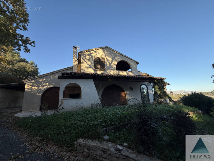 Maison à BOUC-BEL-AIR