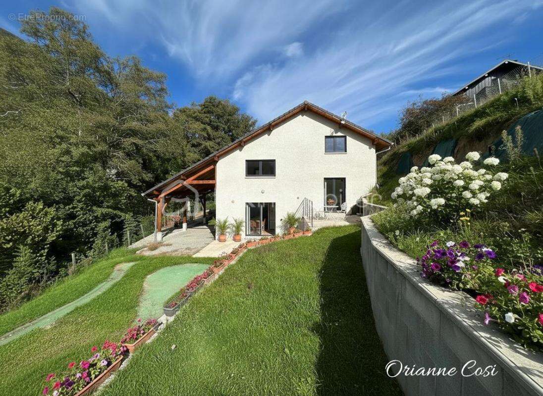 Maison à LA BIOLLE