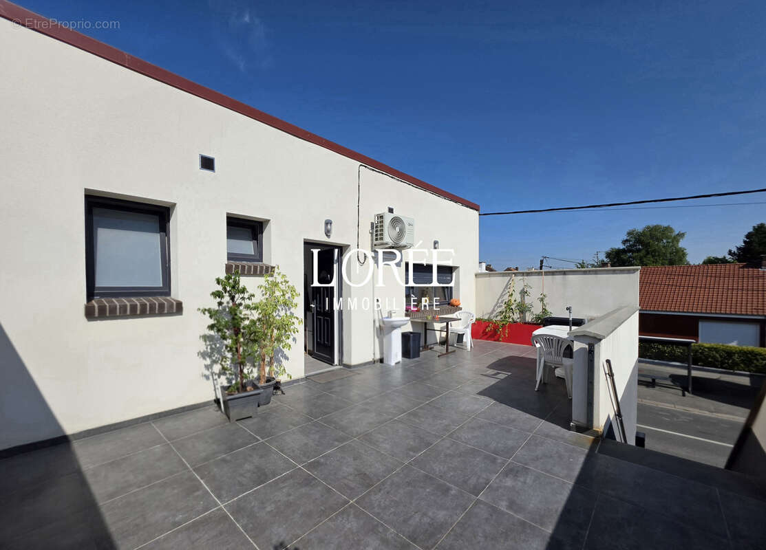 Immeuble individuel à usage mixte 215m2   local commercial + appartement - photo 9
