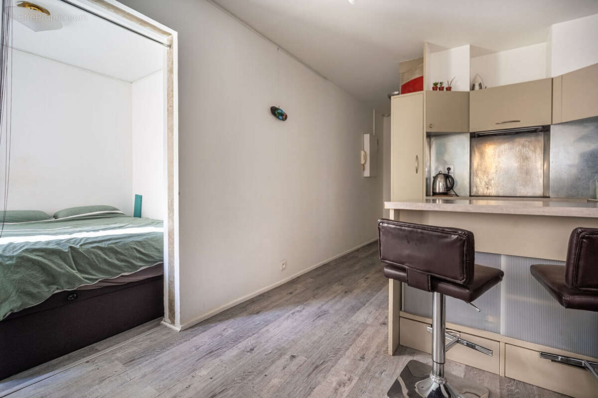 Appartement à PARIS-11E