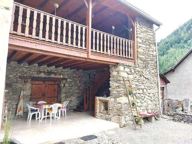 Maison à OO