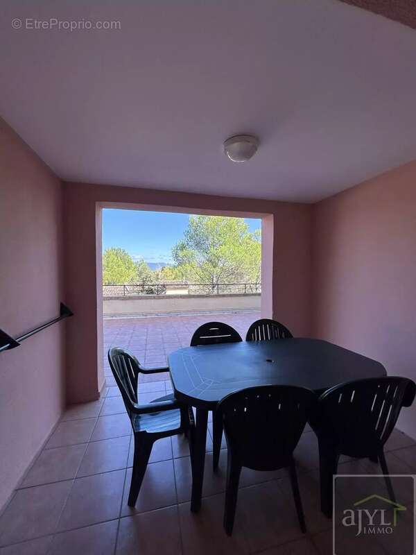 Appartement à MALLEMORT